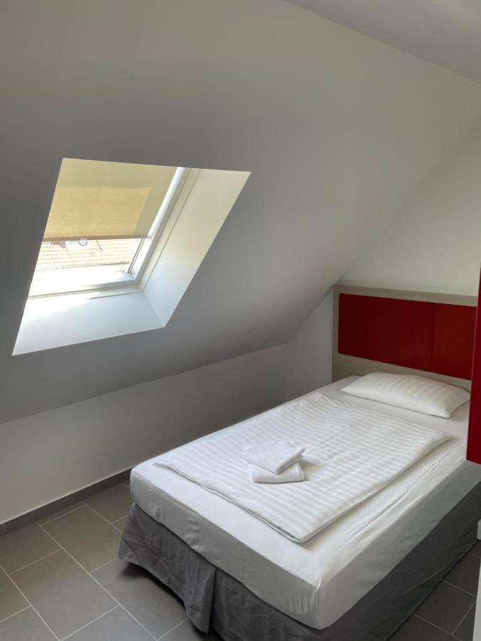 Pension Wob Wolfsburg Exterior photo